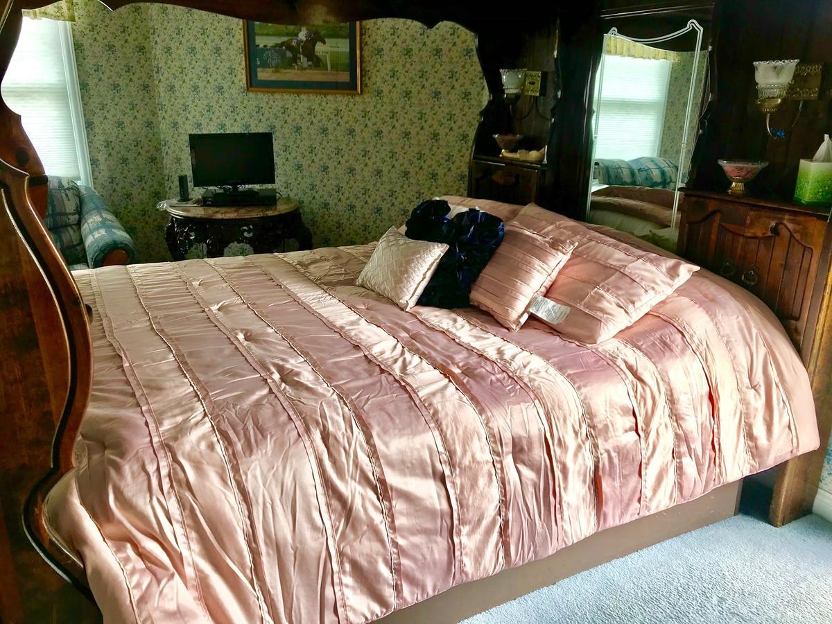 Rabbit Creek Bed & Breakfast Versailles Exterior photo