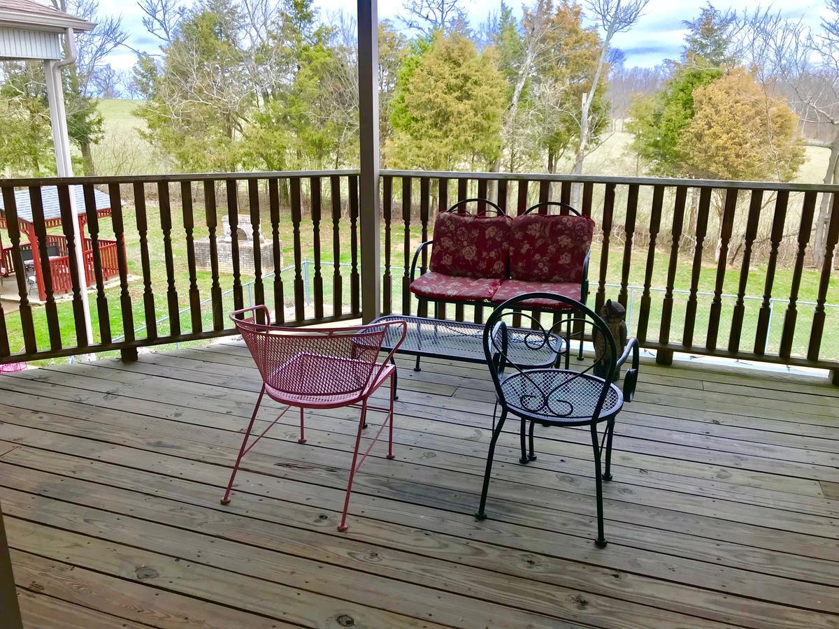 Rabbit Creek Bed & Breakfast Versailles Exterior photo